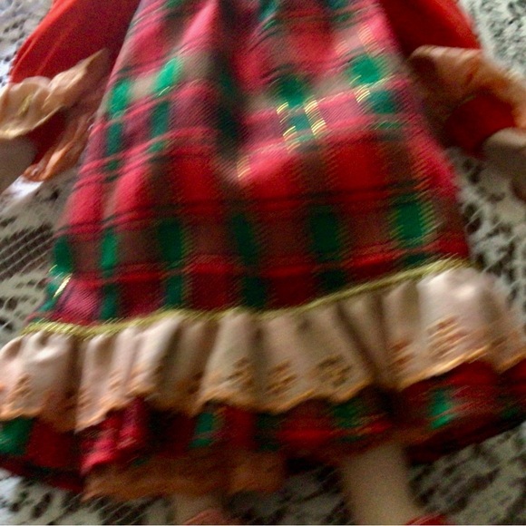 Asian girl doll - Picture 8 of 12